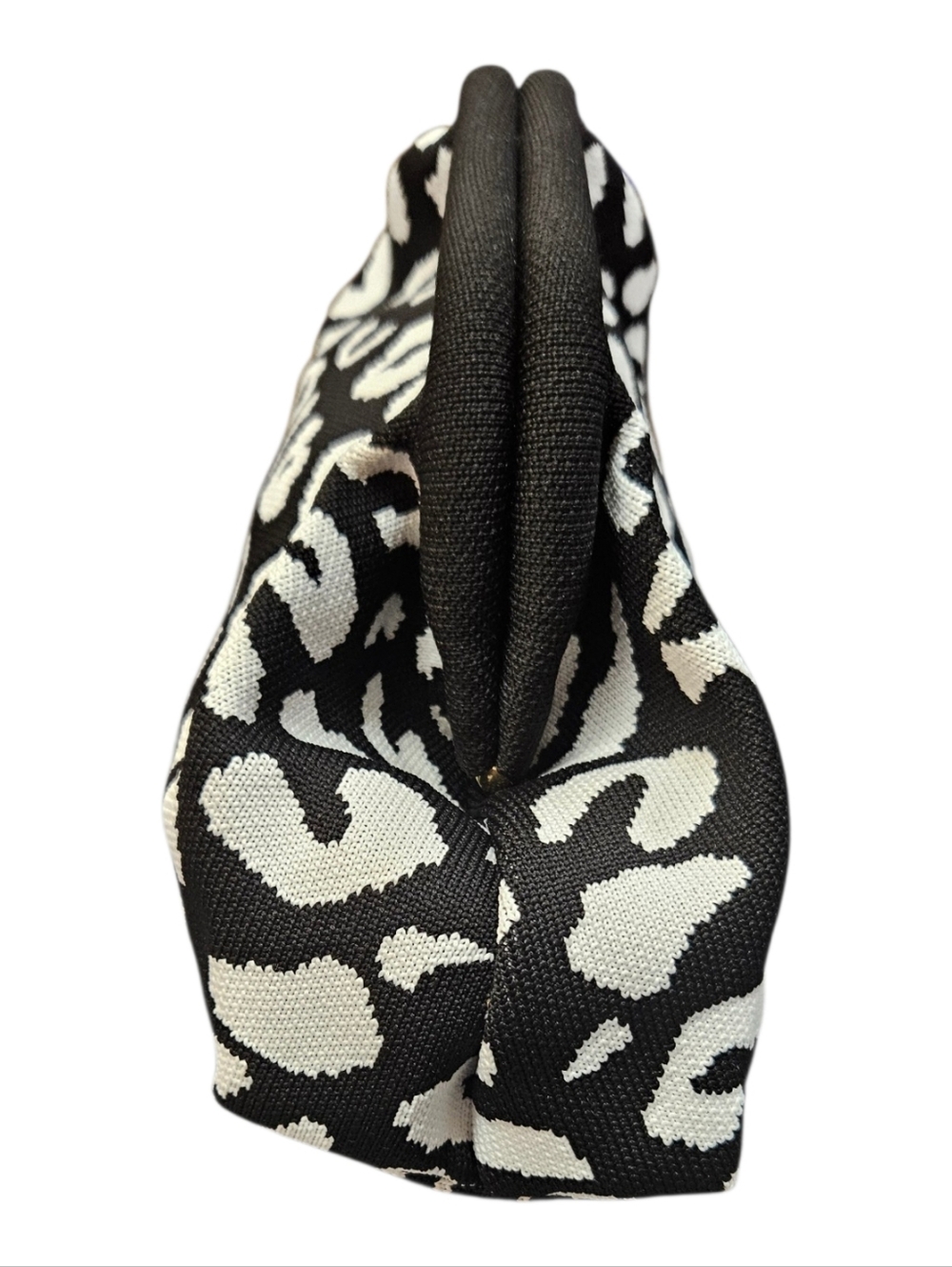 NEW Black & White Leopard Knit Hinge Closure Clutch - Picture 4 of 13